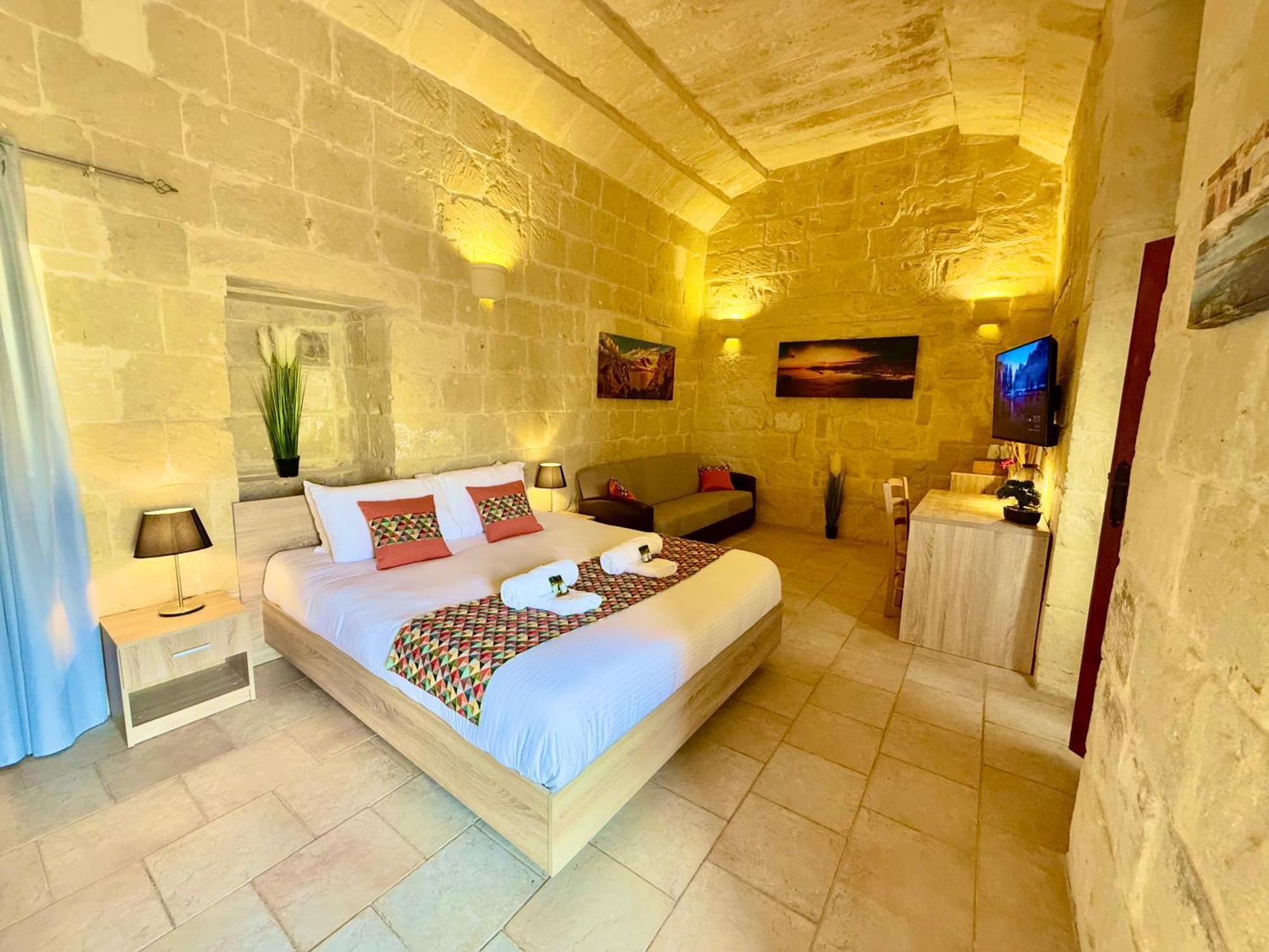 Ta' Matmura B&B Għarb Buitenkant foto