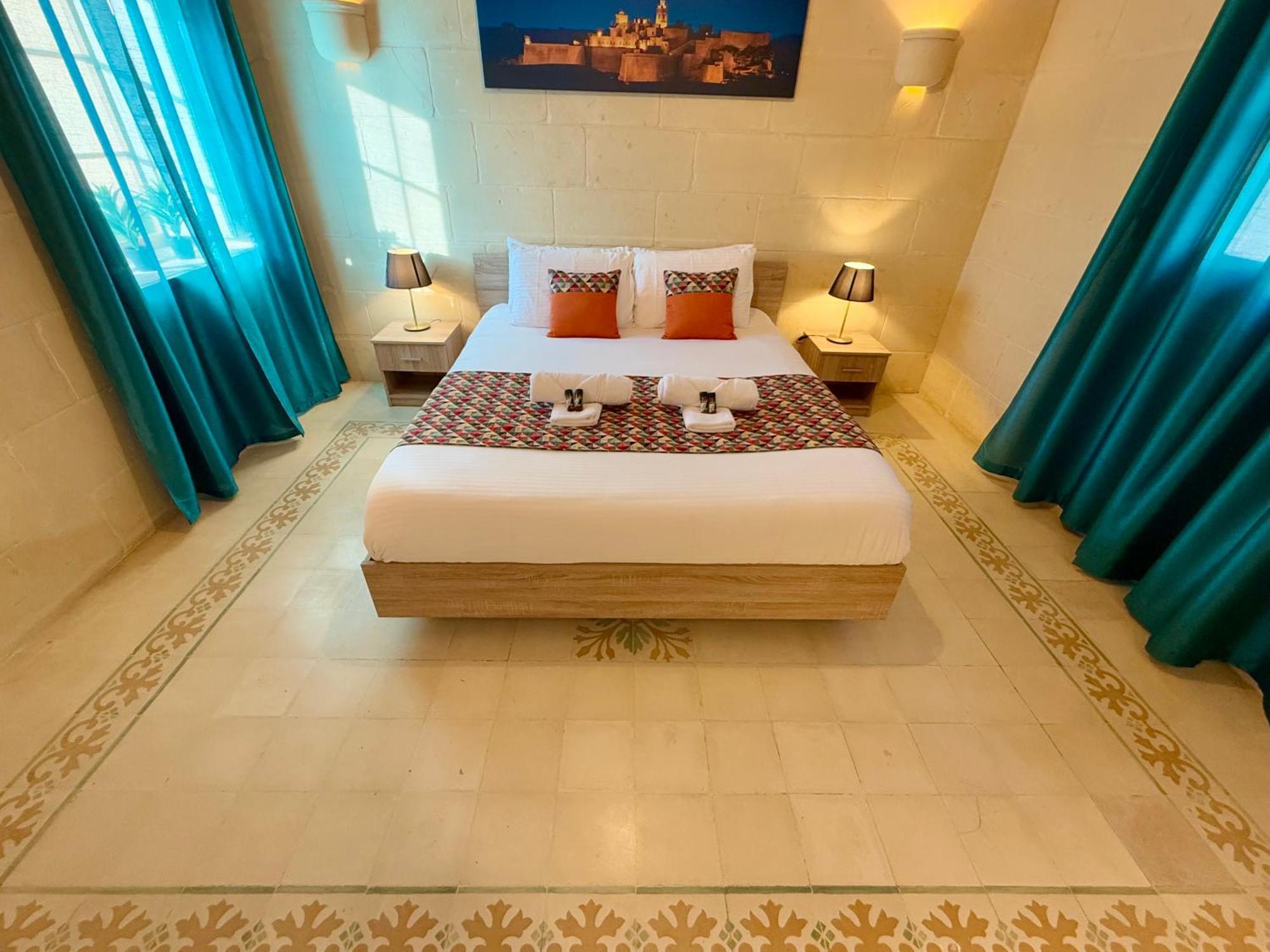 Ta' Matmura B&B Għarb Buitenkant foto