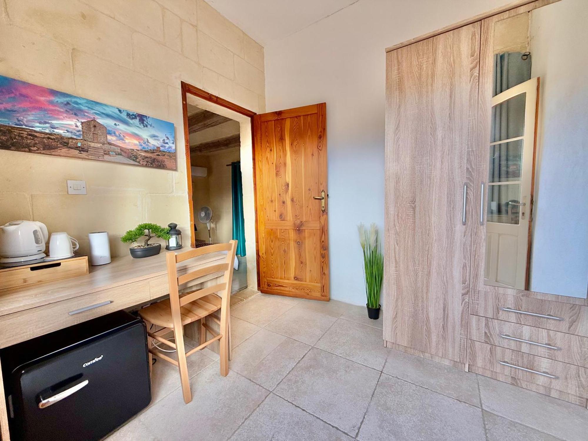 Ta' Matmura B&B Għarb Buitenkant foto