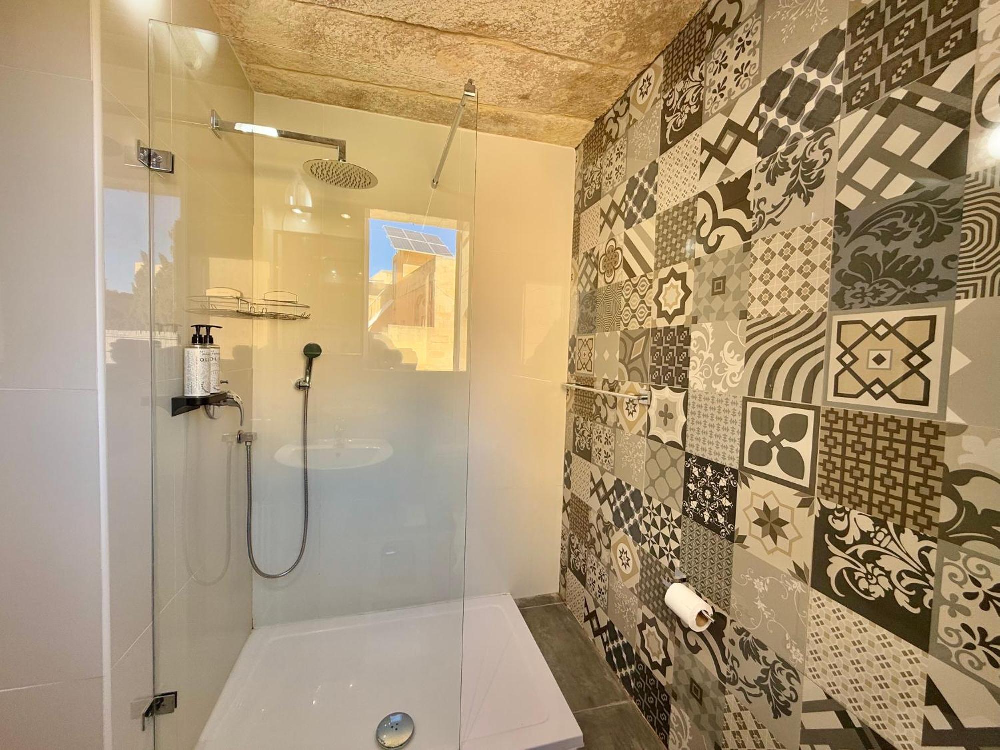Ta' Matmura B&B Għarb Buitenkant foto