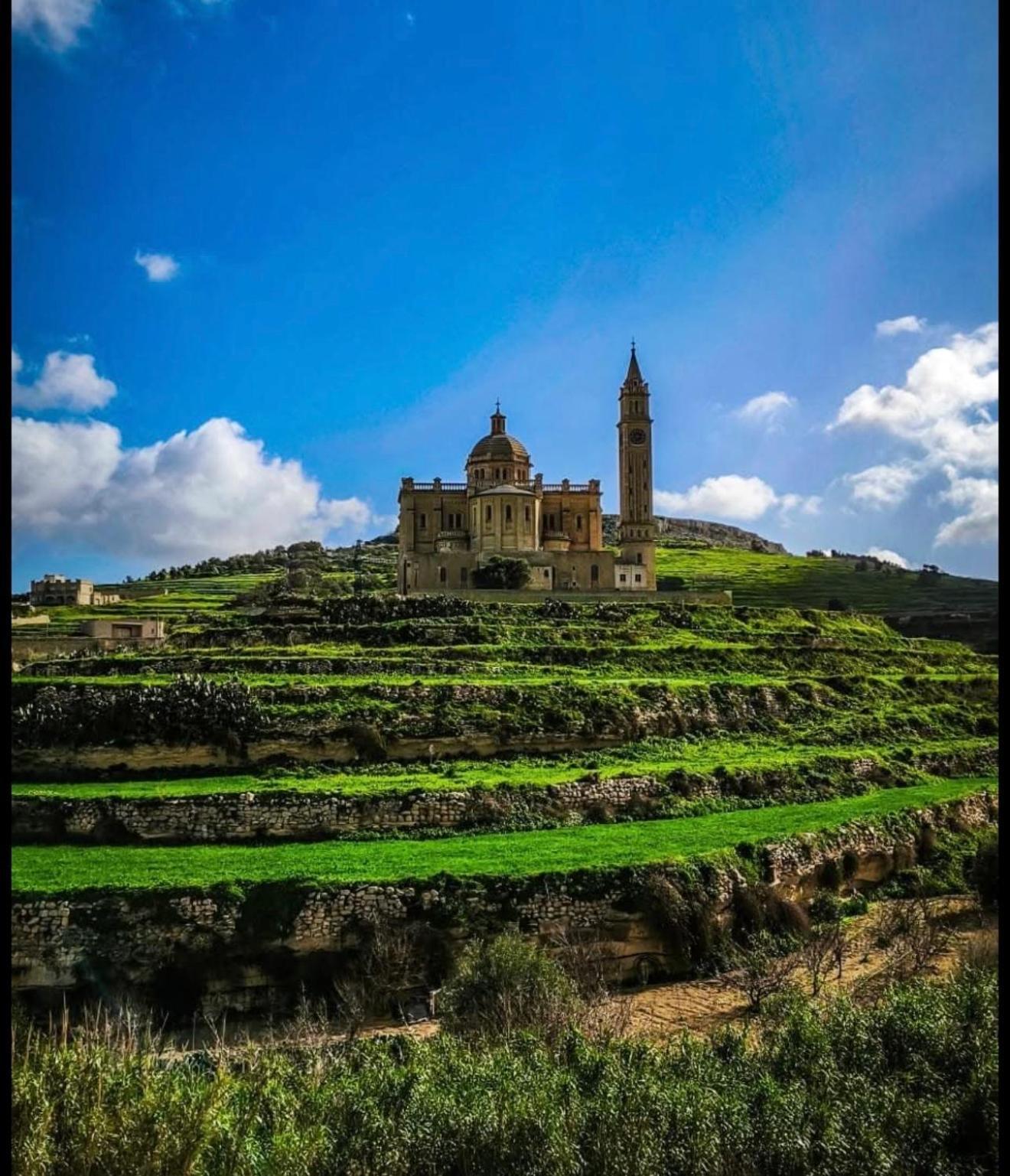 Ta' Matmura B&B Għarb Buitenkant foto