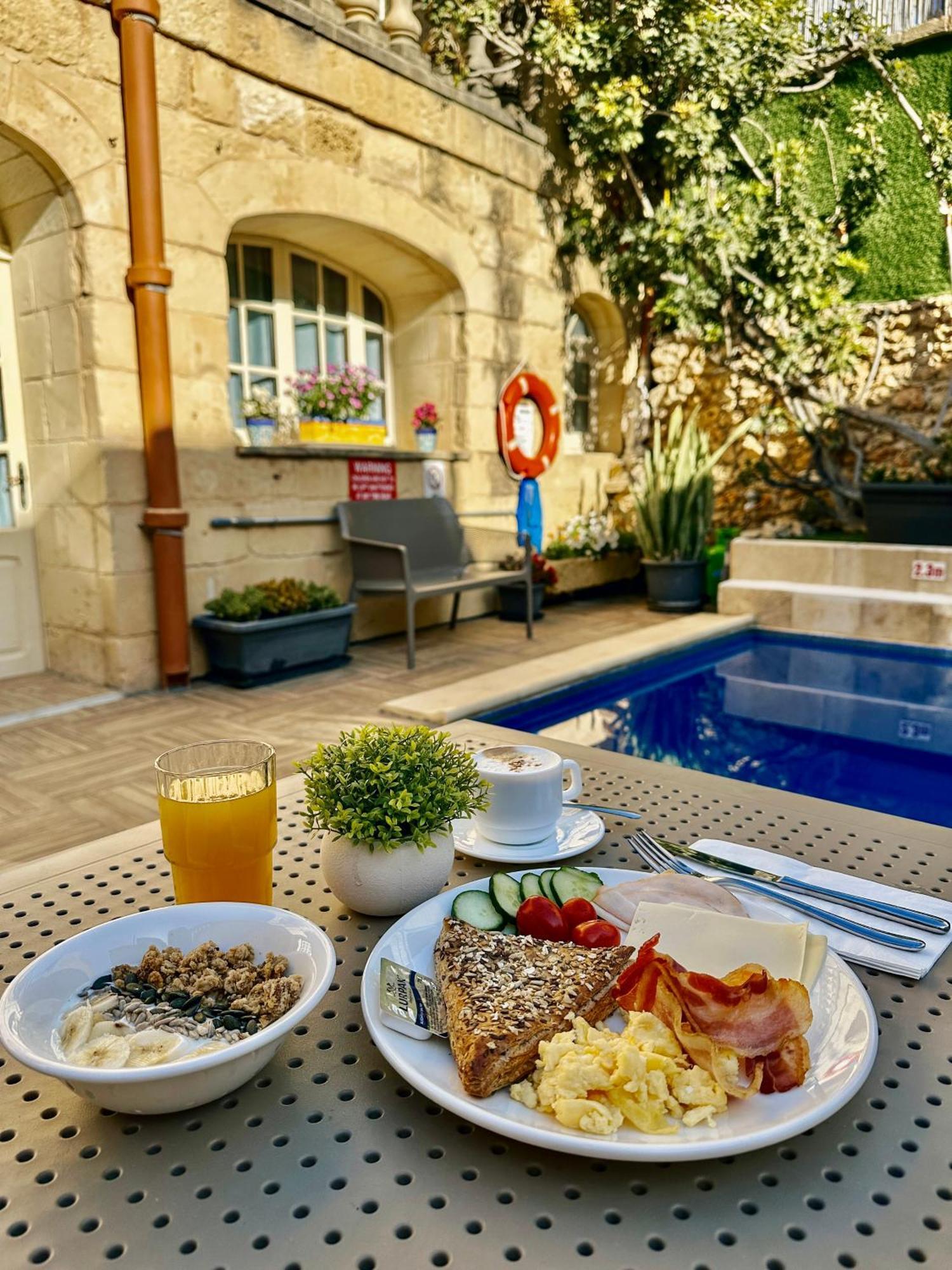 Ta' Matmura B&B Għarb Buitenkant foto